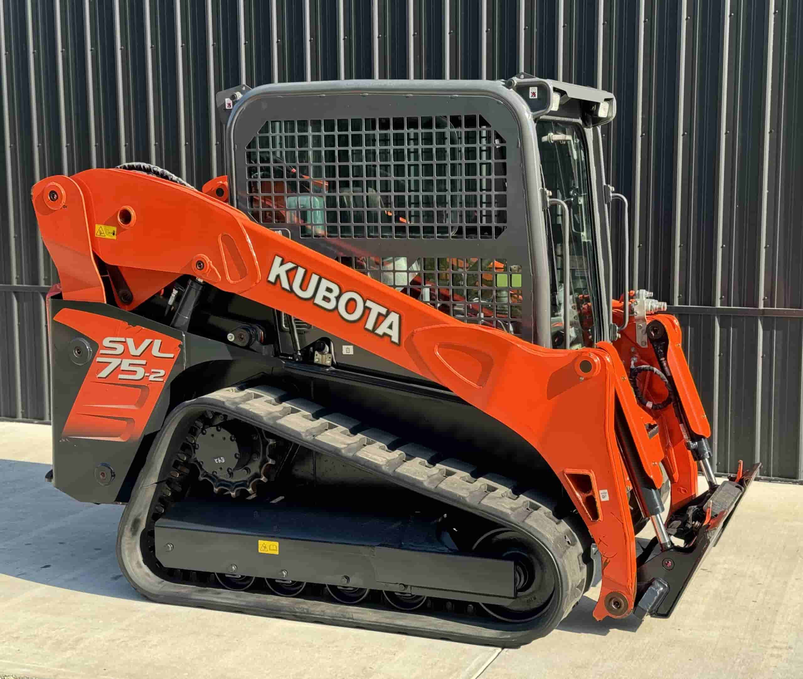 2018 KUBOTA SVL75-2 CLEAN
